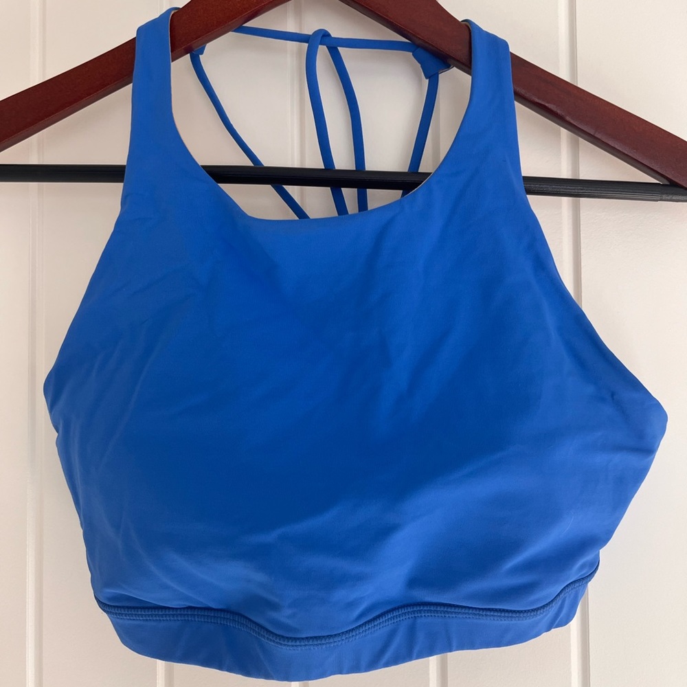Lulu sports bra size 6